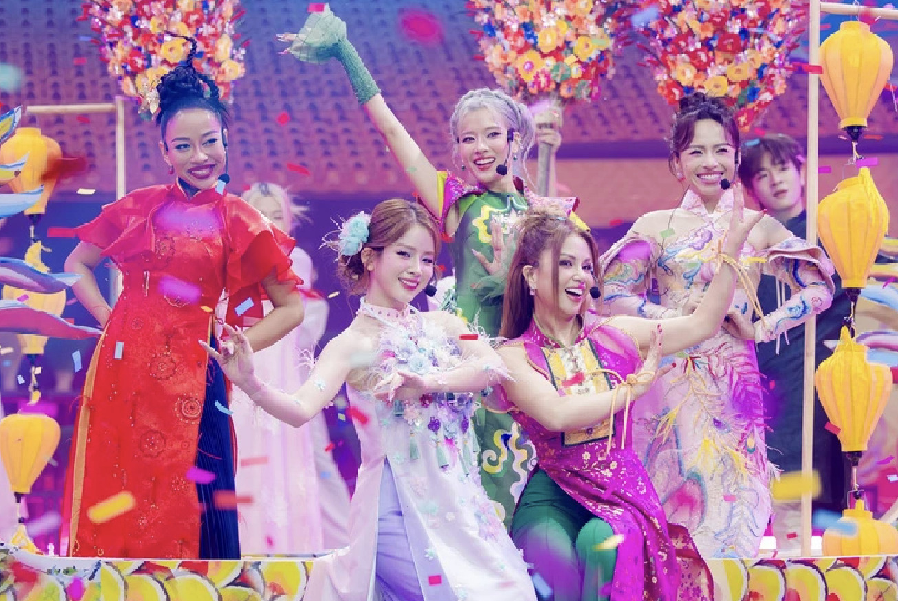 Tràn Ngập Ký Ức Thanh Xuân Tại Đêm Chung Kết ‘Chị Đẹp Đạp Gió’ Tràn Ngập Ký Ức Thanh Xuân Tại Đêm Chung Kết ‘Chị Đẹp Đạp Gió’